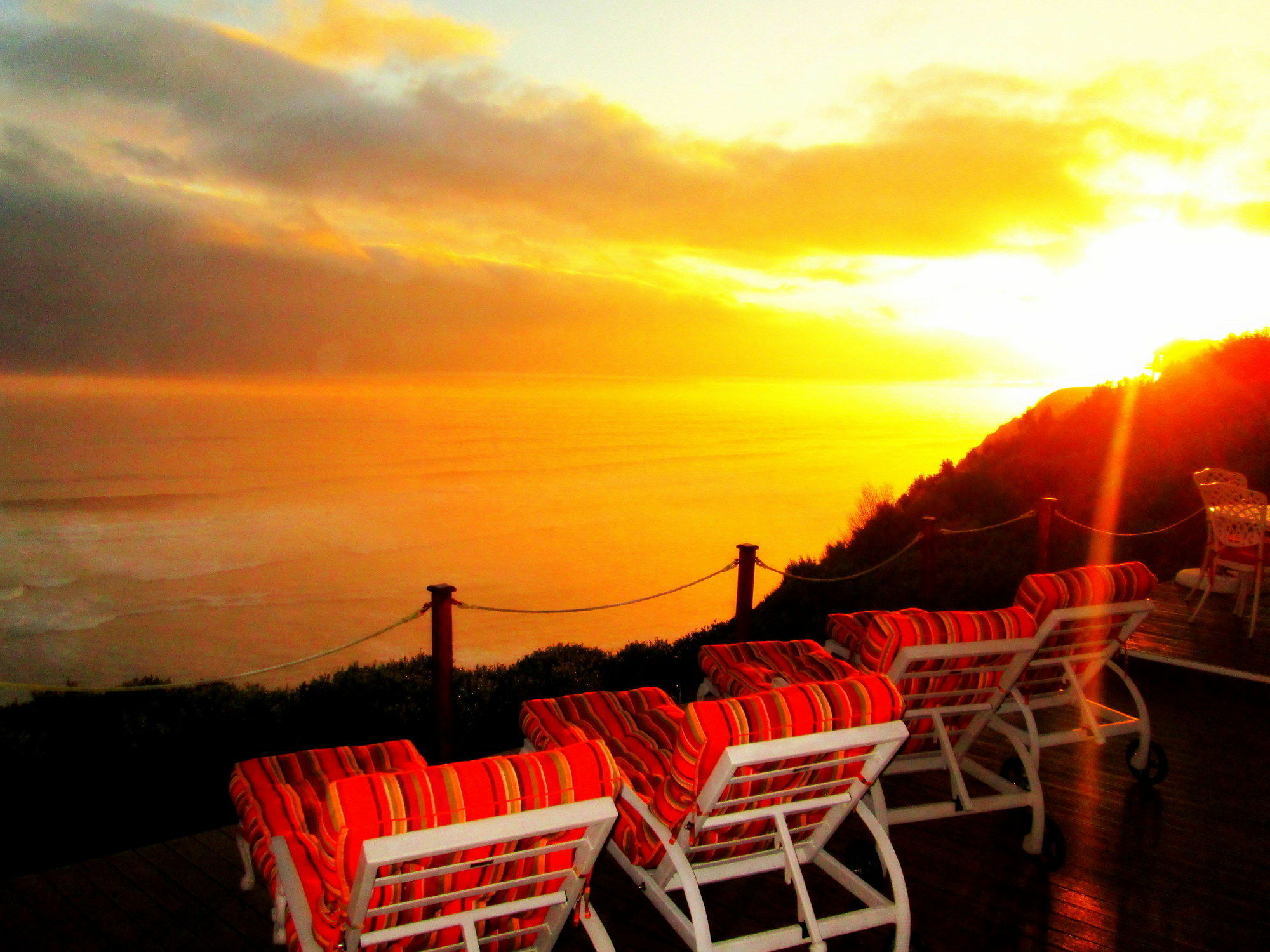 Brenton On The Rocks Hotel Exterior foto