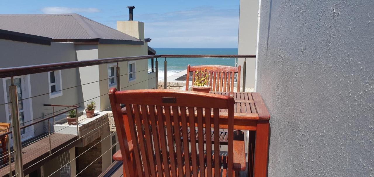 Brenton On The Rocks Hotel Exterior foto